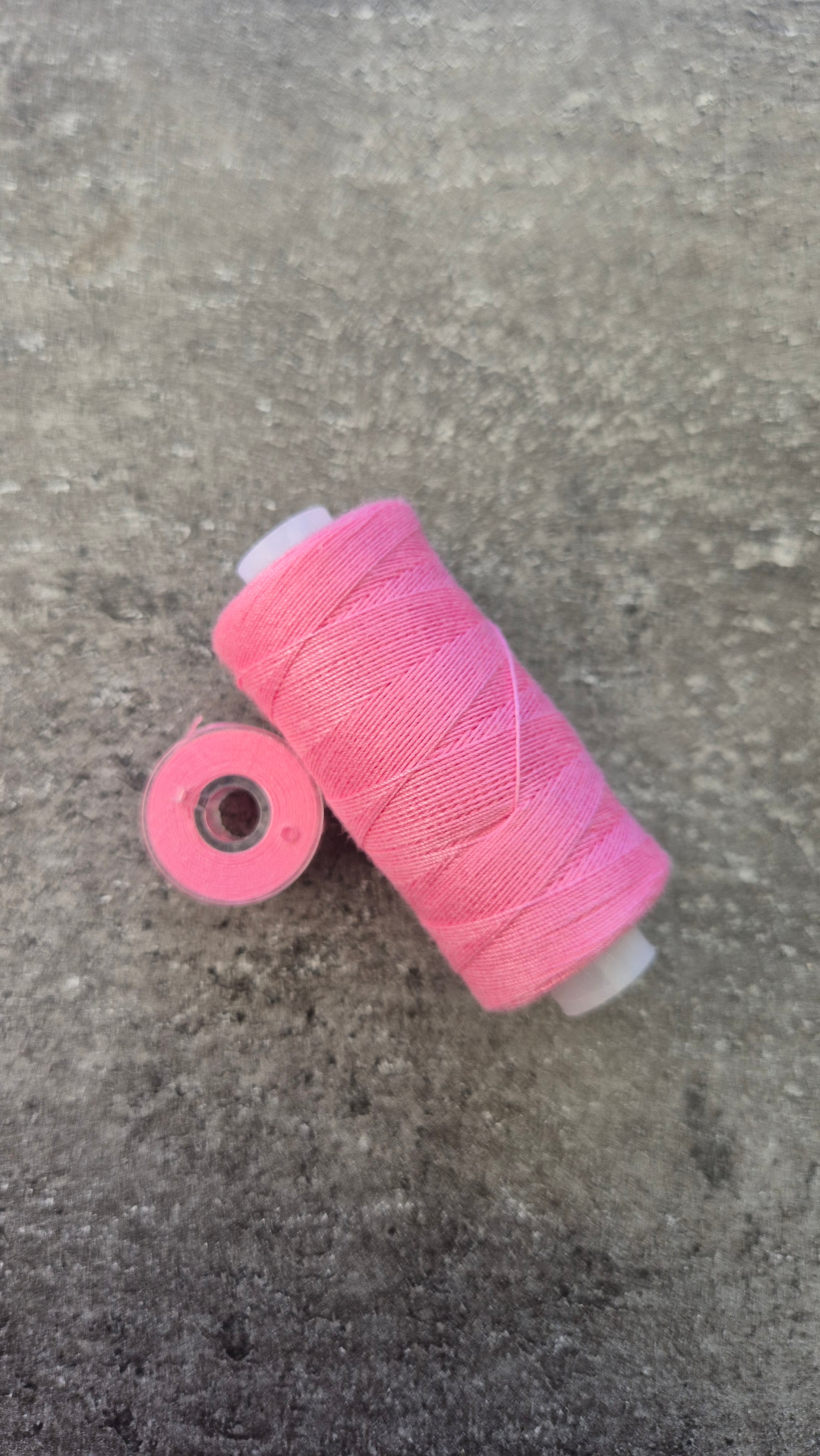 Nähgarn mit Unterfadenspule - verschiedene Farben